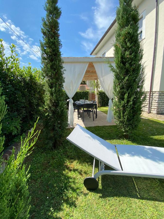 Nave York Appartement Lucca Buitenkant foto